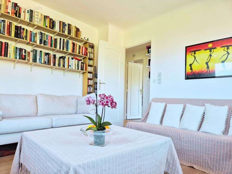 Appartement à LE CANNET
