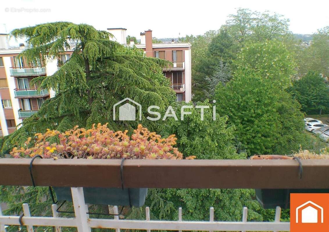 Appartement 47 m² à Creteil  - photo 4