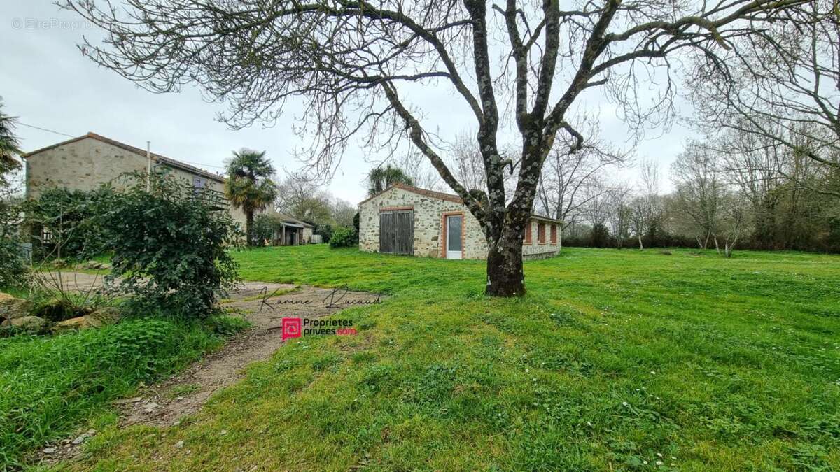 Maison à AUBIGNY
