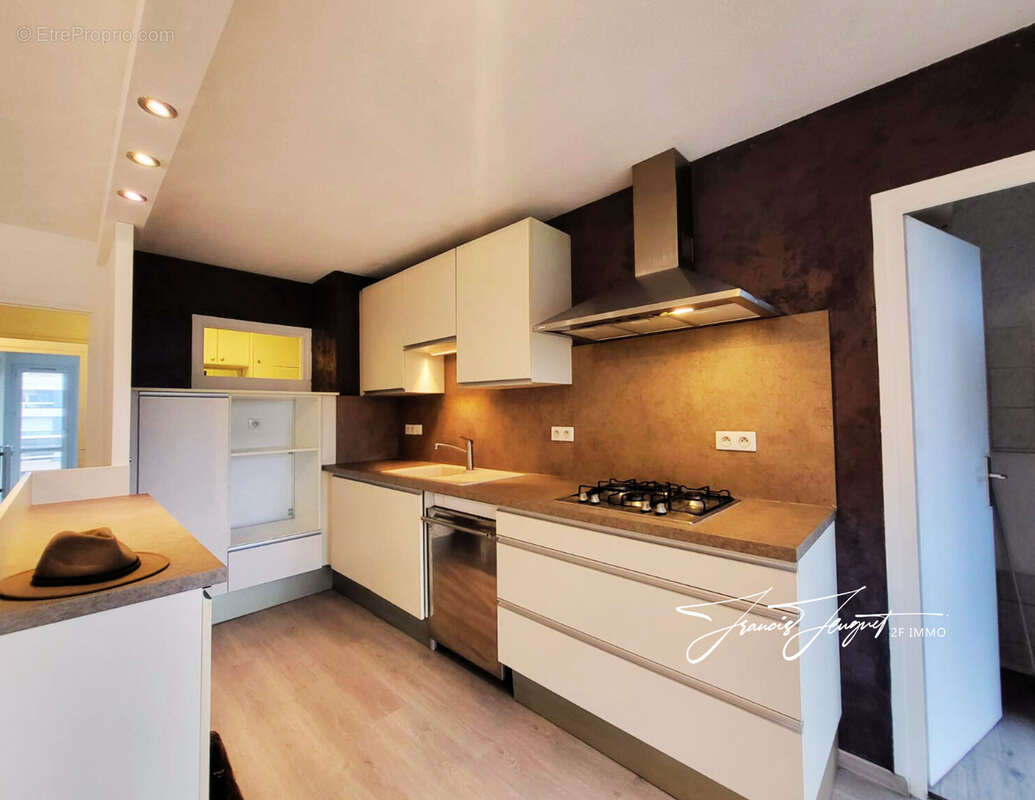 Appartement à SONNAZ