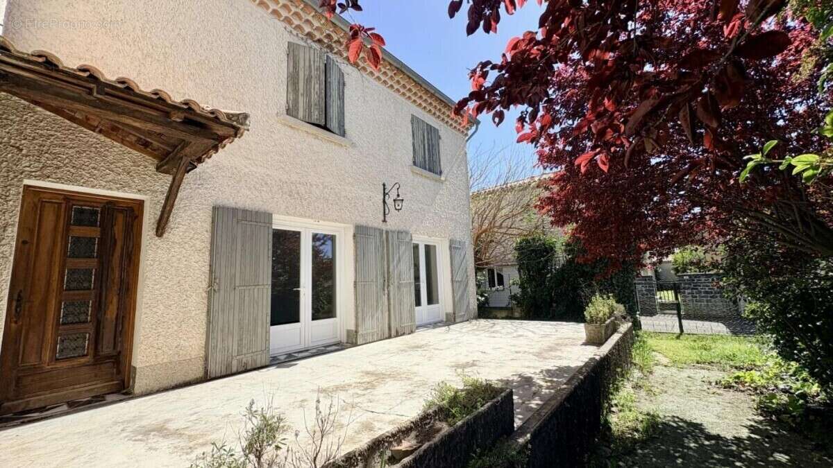 Maison à CAROMB