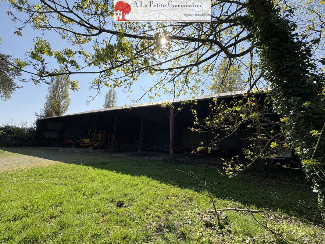 Maison à LUPLANTE