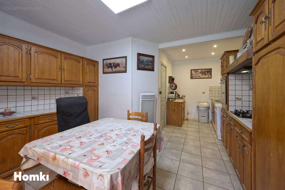 Maison avec dépendances et grand terrain – Chirens - photo 9
