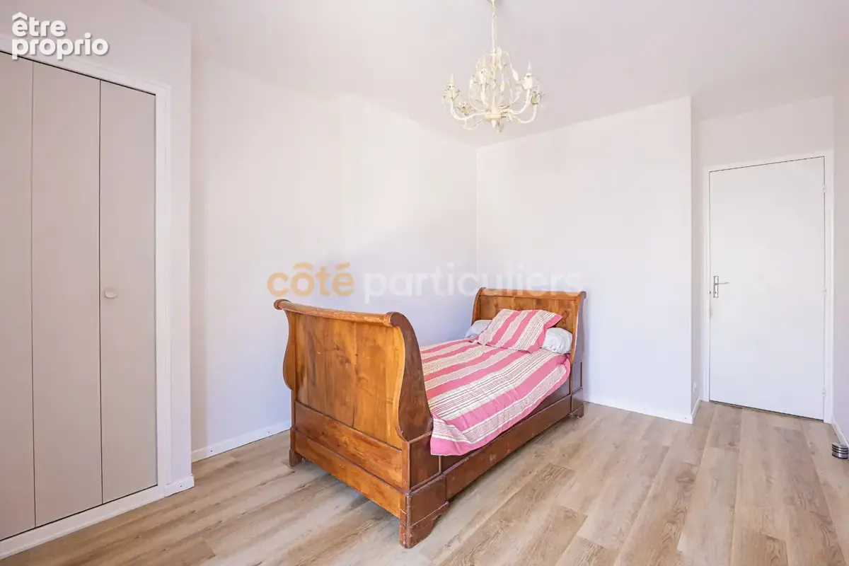 Nantes - marriere - en impasse privee - maison familiale - 163 m² - 5 chambres + bureau - calme  - jardin clos - photo 7