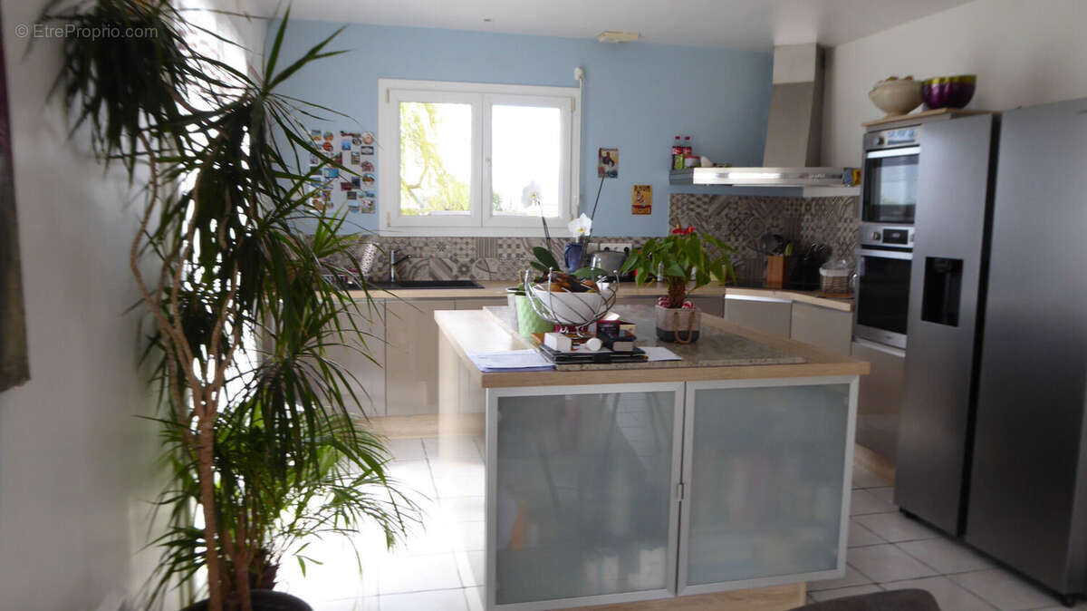 Maison 10' Pont L Eveque 4 ch, terrain 1745 m², belle pièce de vie poêle à bois et terrasse - photo 5