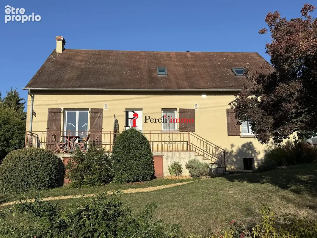 Maison 9 pièces 136 m² · à Mortagne-au-Perche · 136 m² · 217 500 €