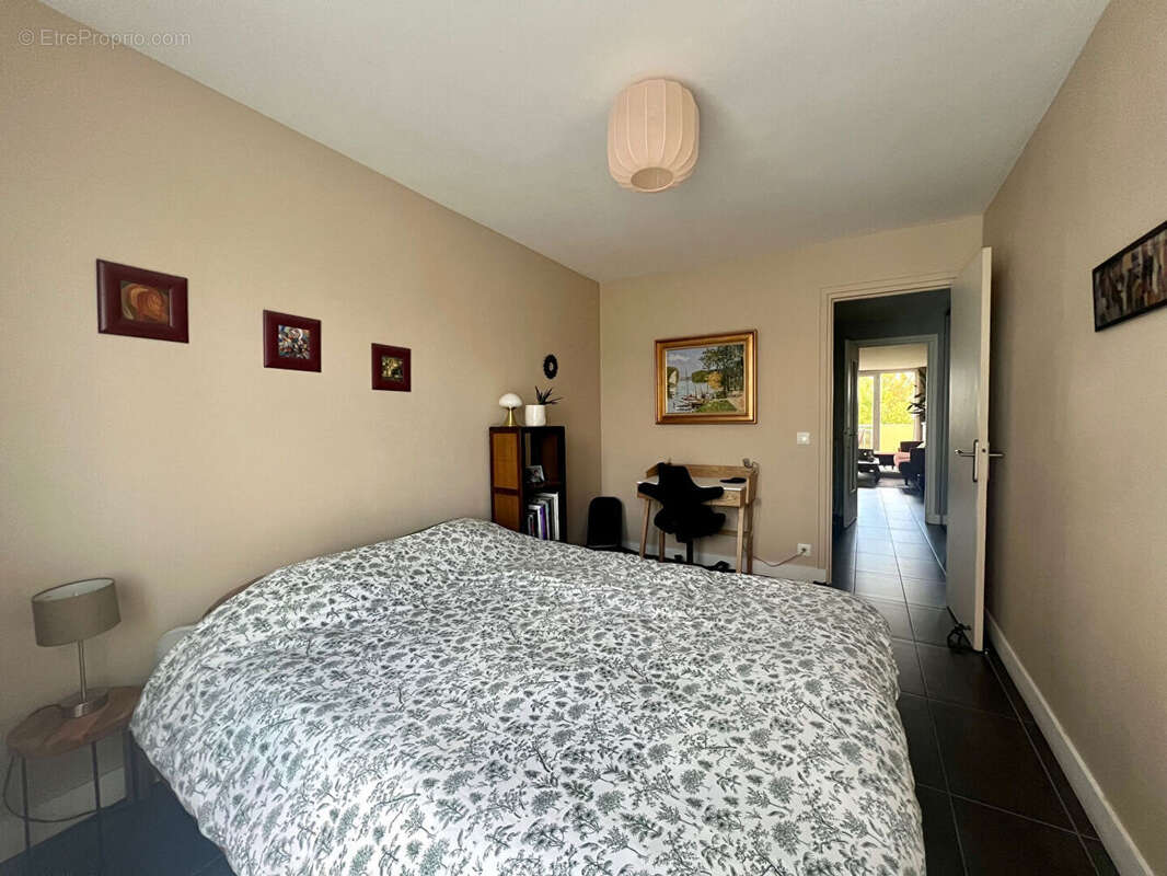 Appartement à SARTROUVILLE