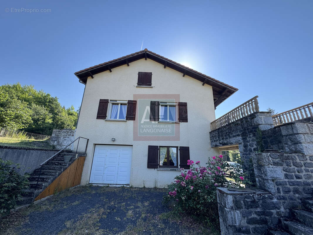 Grande maison familiale avec terrain. - photo 3