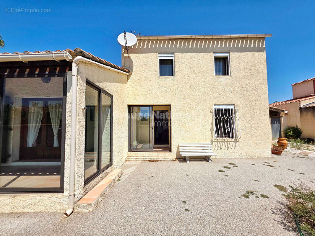 Maison 4 pièces 100 m² - MIRAMAS - photo 16