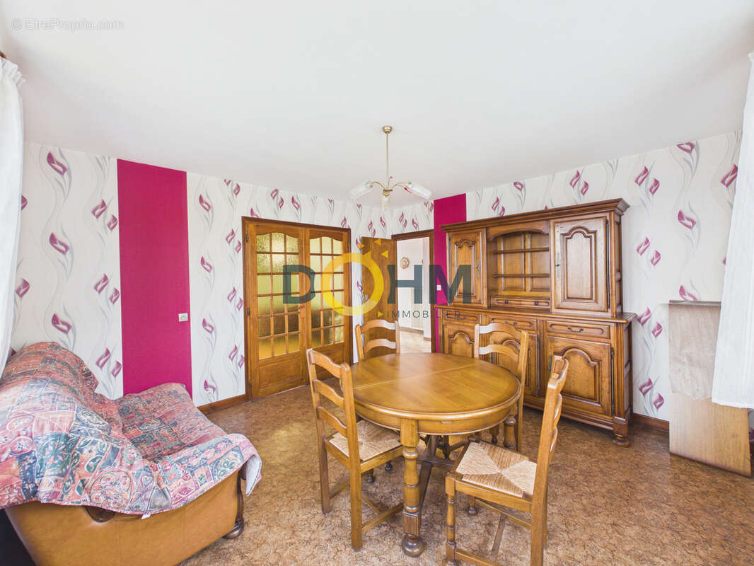 Maison de 73 m2 avec nombreuses annexes et 4698 m2 de terrain - photo 8