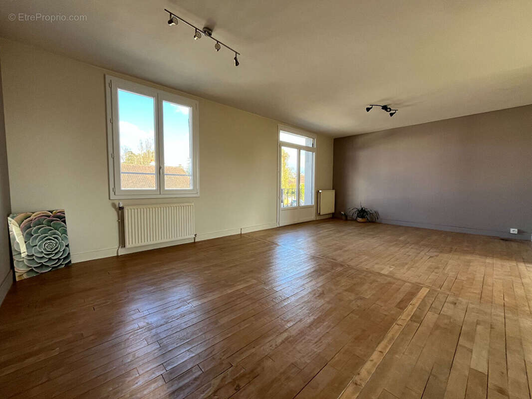 Maison à MEUNG-SUR-LOIRE