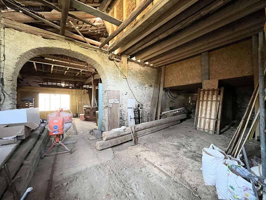 Maison individuelle avec dépendances ! - photo 12
