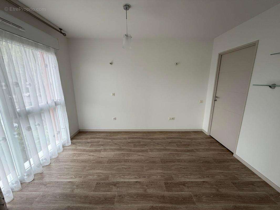 Appartement à SAINT-CYR-EN-VAL