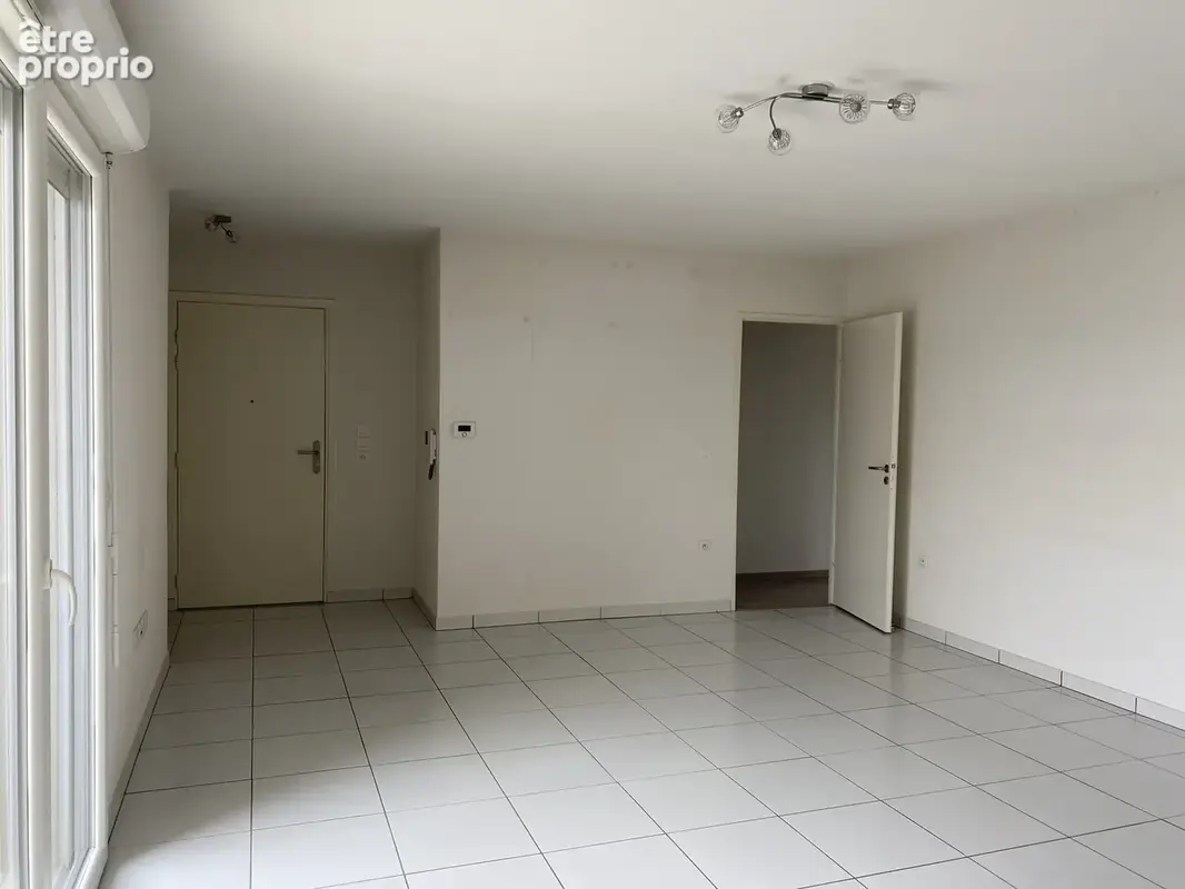 Appartement 4 pièces 75 m² à vendre à Bordeaux (33800) - photo 4