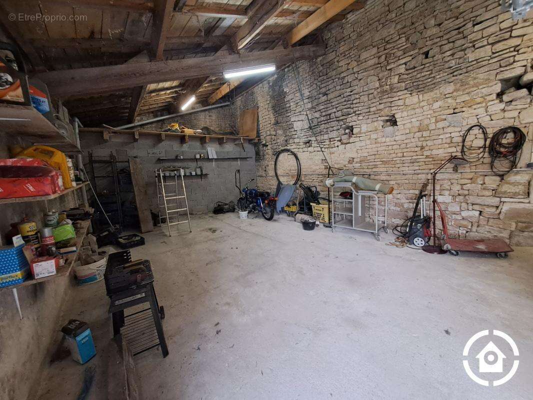 Maison en pierre - 3 chambres + appartement indépendant - 2 cha - photo 21