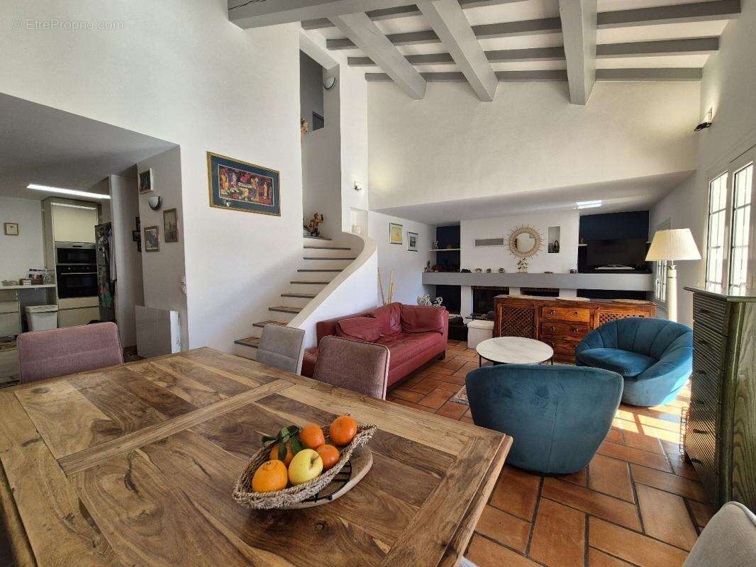 Maison à SAINT-CYPRIEN