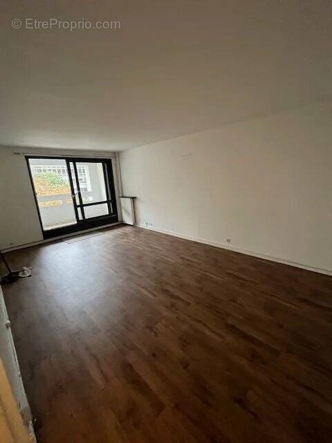 Appartement à LEVALLOIS-PERRET