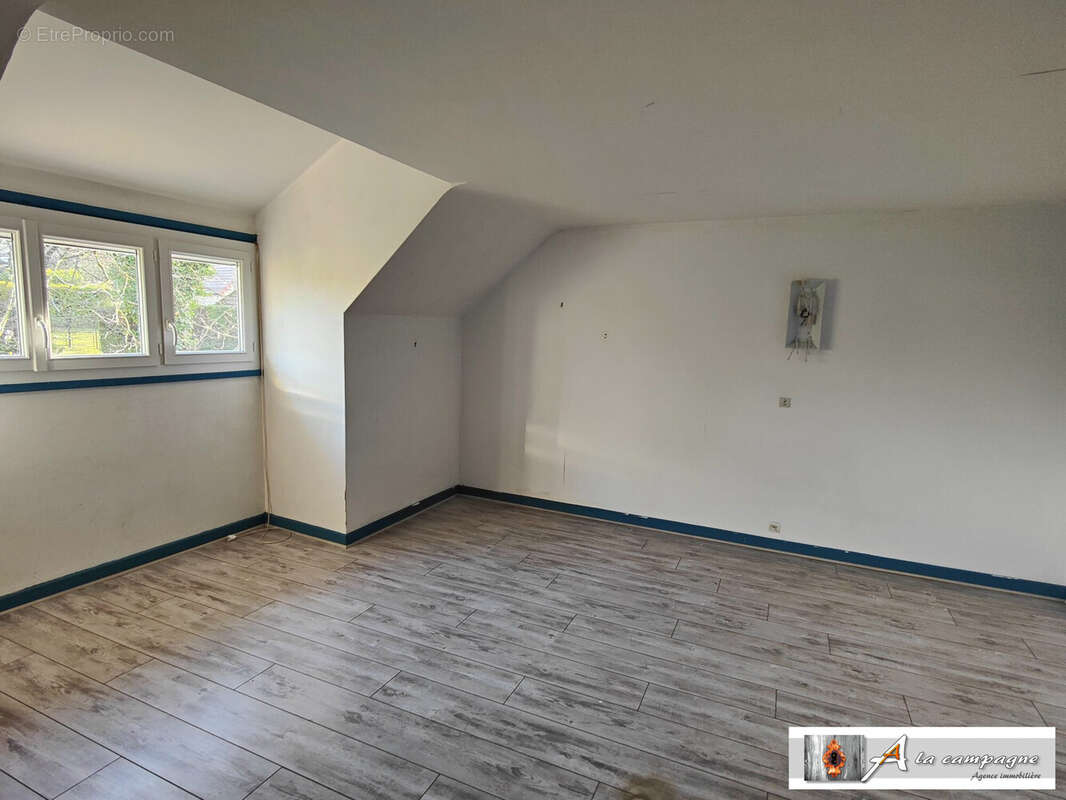 Maison à LAPEYROUSE