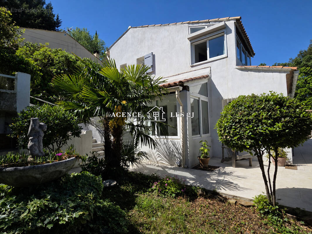 Maison à MARSEILLE-11E