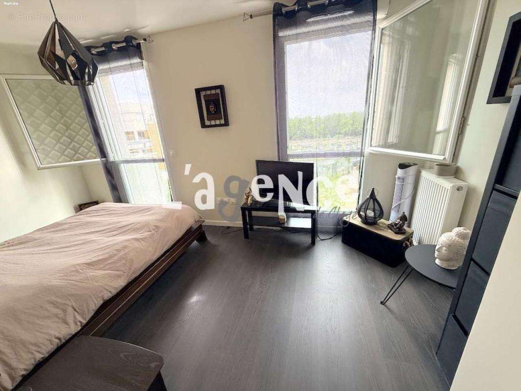 Appartement à CLAYE-SOUILLY