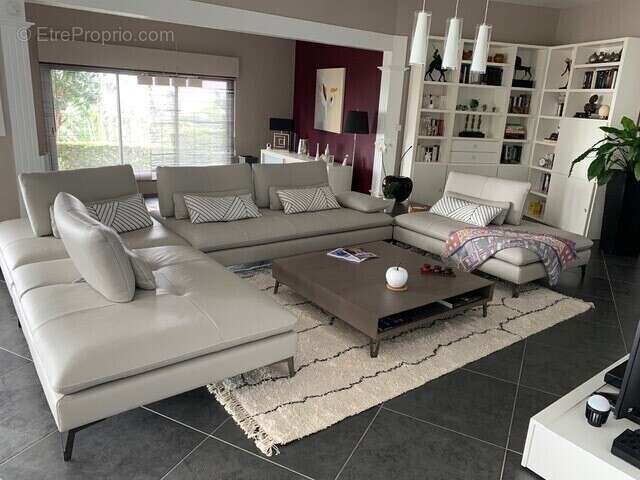 Maison à SAINT-DENIS