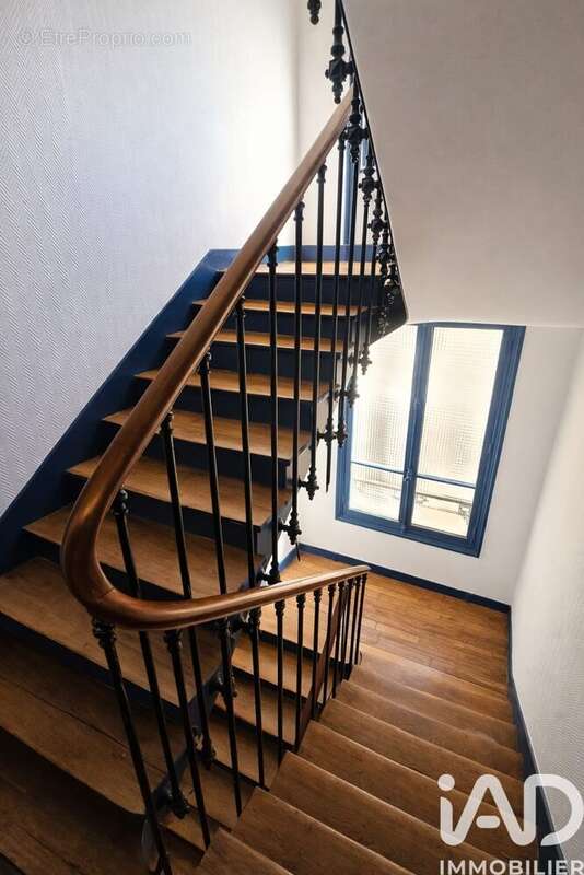 Photo 3 - Appartement à PARIS-18E