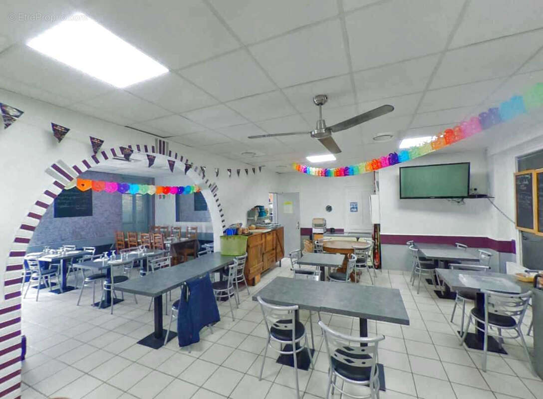 Commerce à PORTES-LES-VALENCE