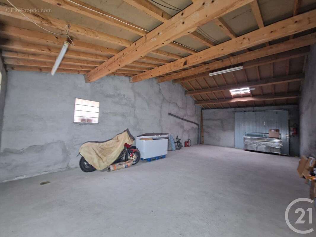 Maison à MONTESQUIEU-VOLVESTRE