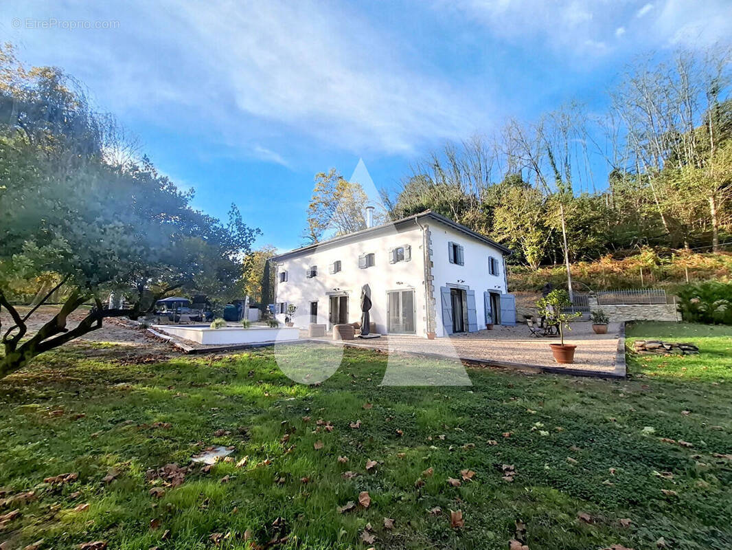 Maison à SAINT-MARTIN-DE-SEIGNANX