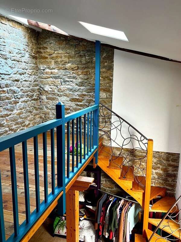 À vendre -  grande maison de village avec cour interieure - - photo 10