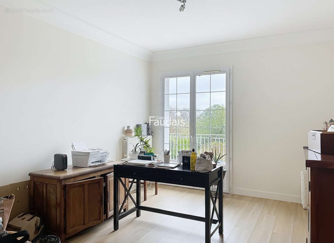 Maison 360 m² à Coutances  - photo 5