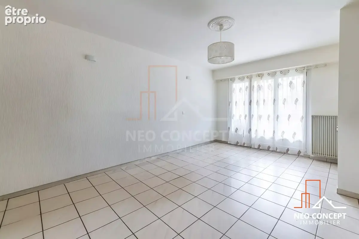 Beau 3 pièces de 69,15 m2 loi carrez avec garage, cave et terrasse sis Rue du Rhin Tortu / STRASBOURG. - photo 6