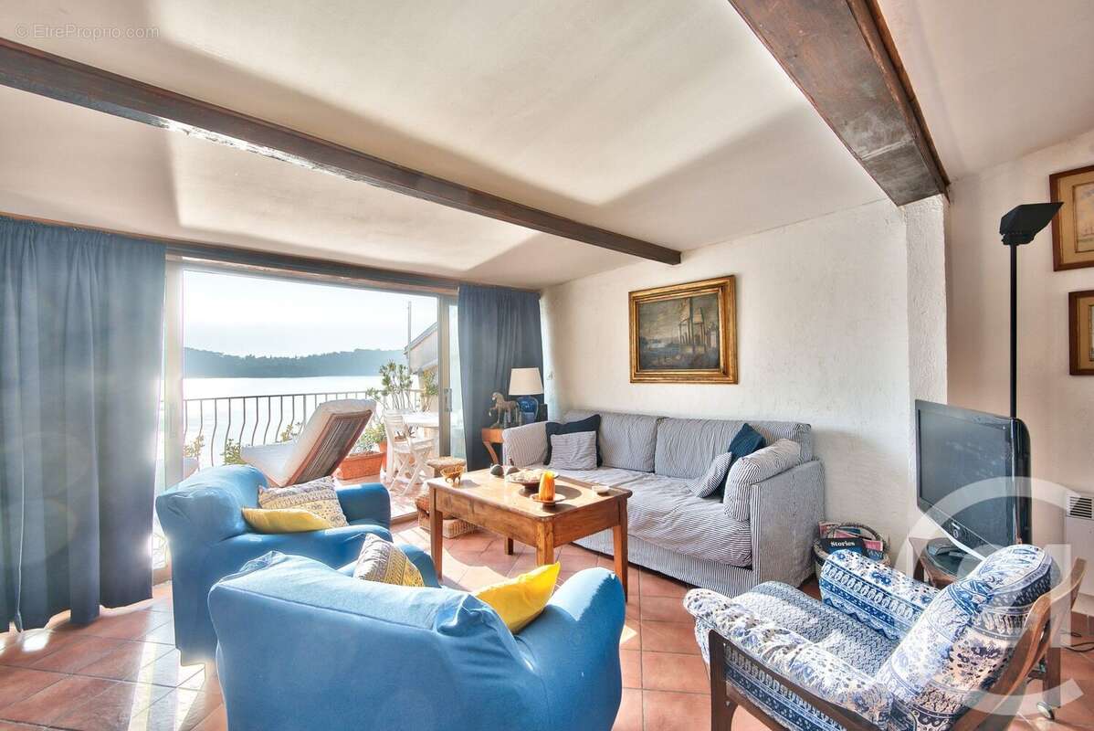 Appartement à VILLEFRANCHE-SUR-MER