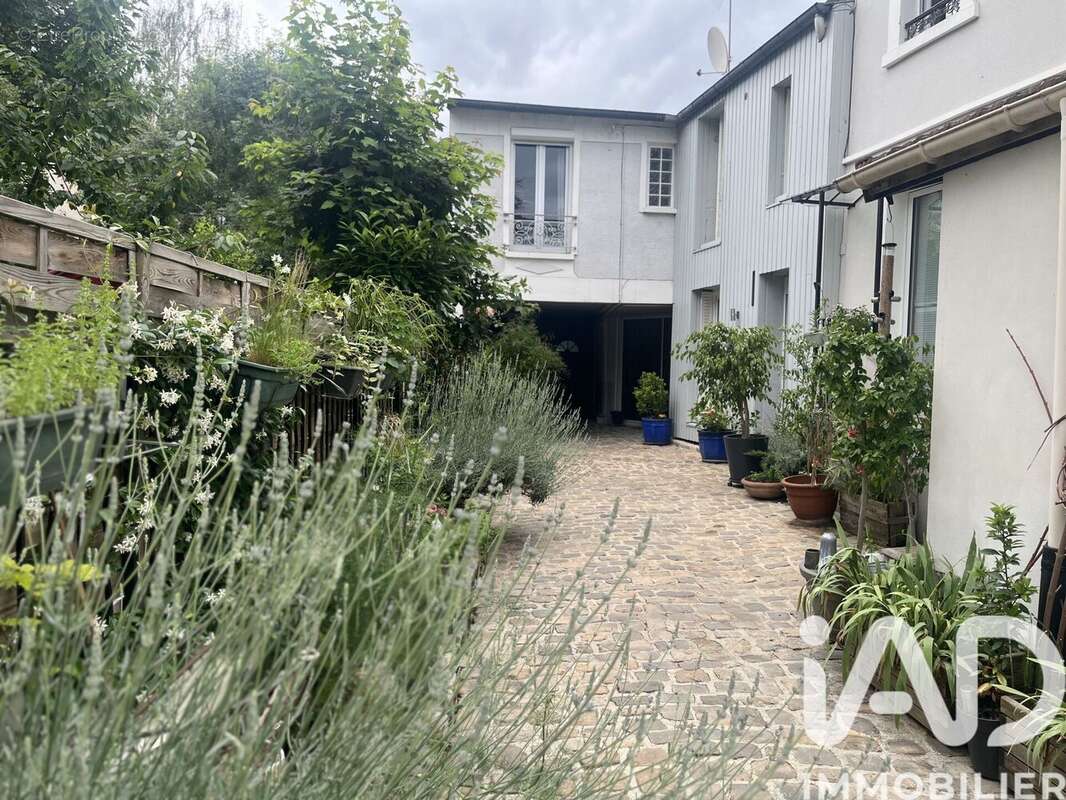 Photo 2 - Maison à COLOMBES