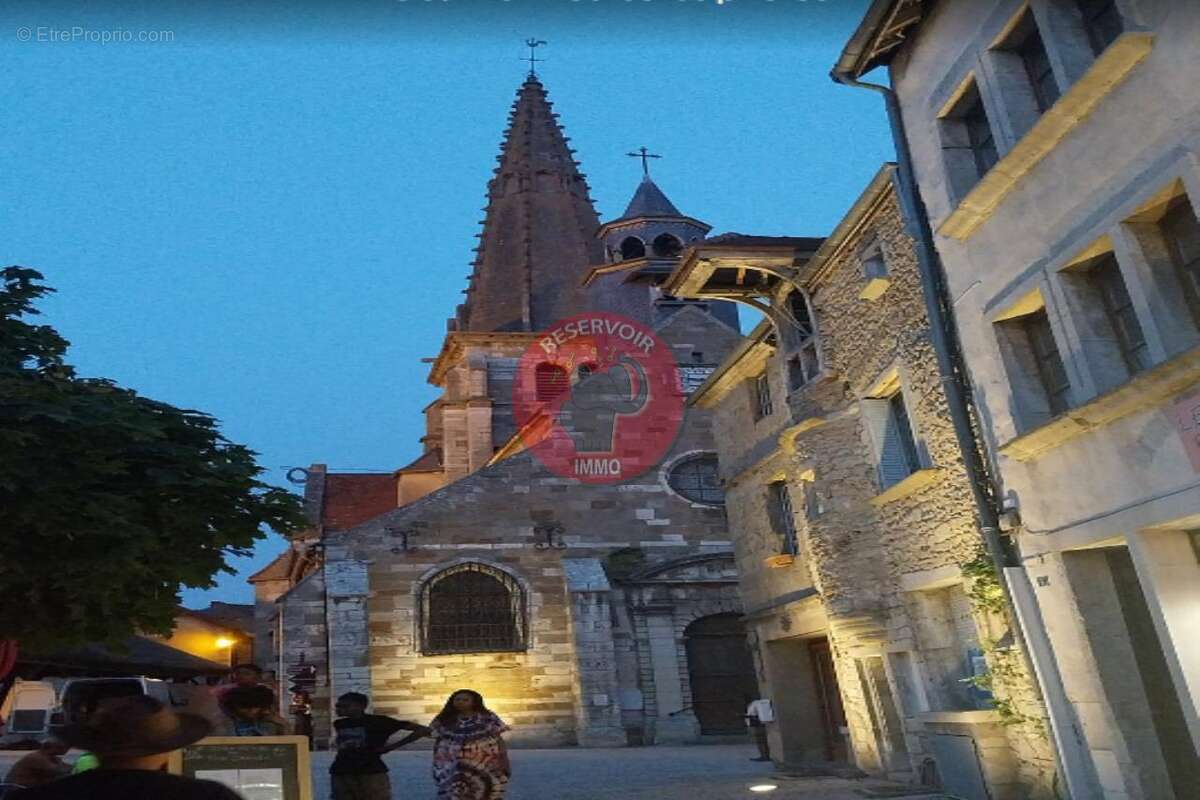 Appartement à BEAUNE