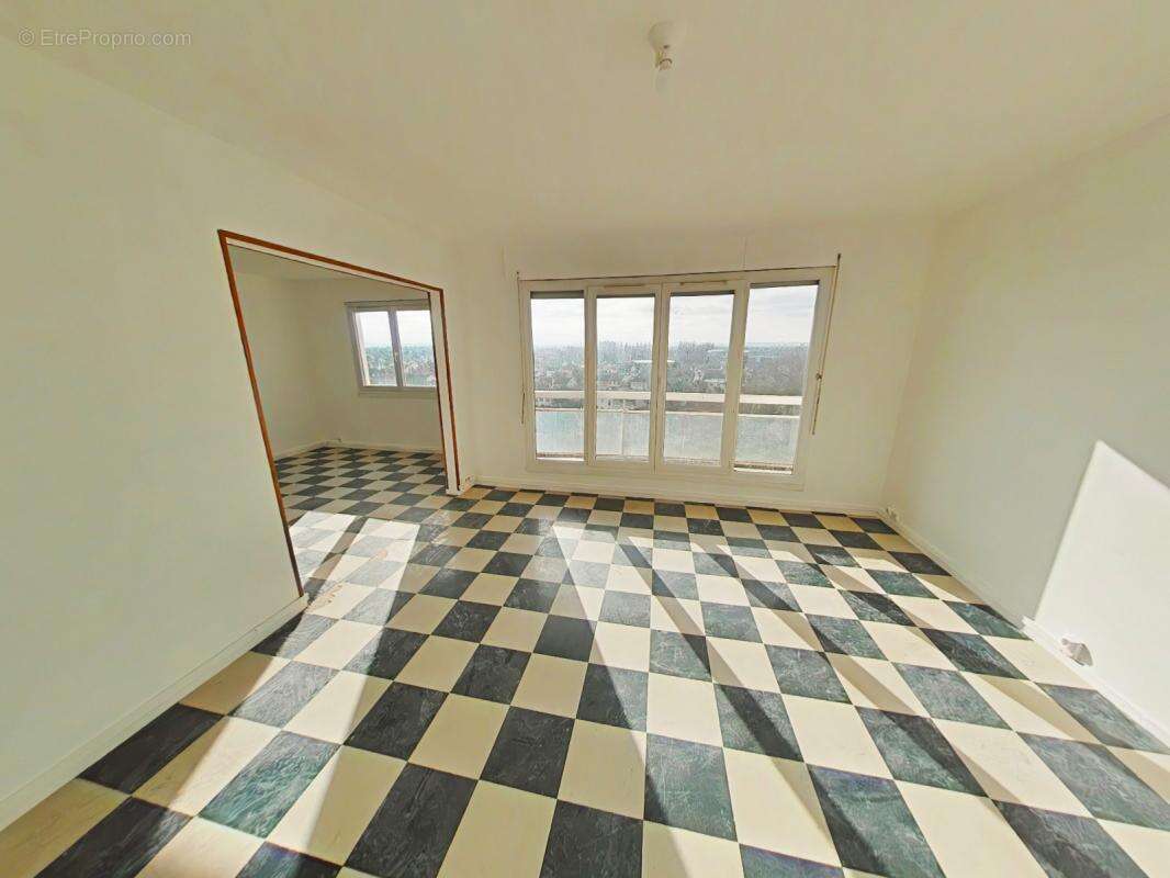 Appartement à AULNAY-SOUS-BOIS