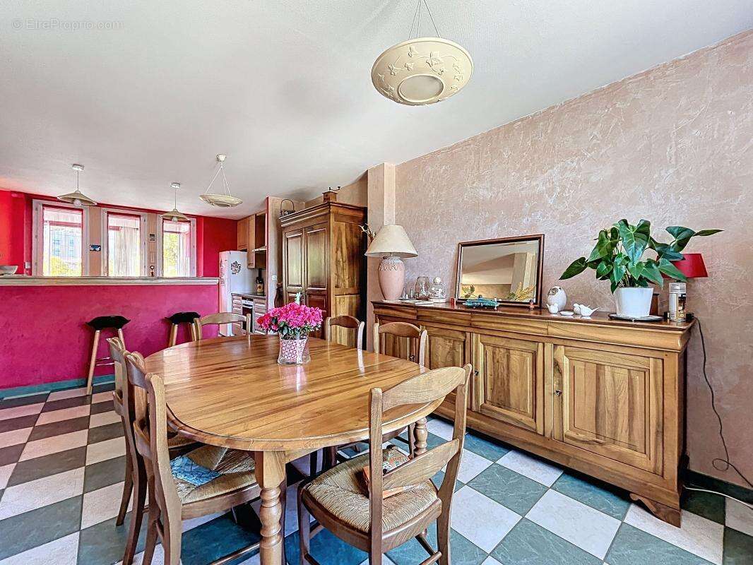 Maison à TOURNON-SUR-RHONE