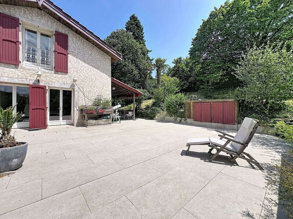 Maison à FRANCHEVILLE