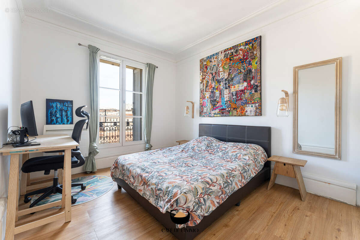Appartement à MARSEILLE-2E