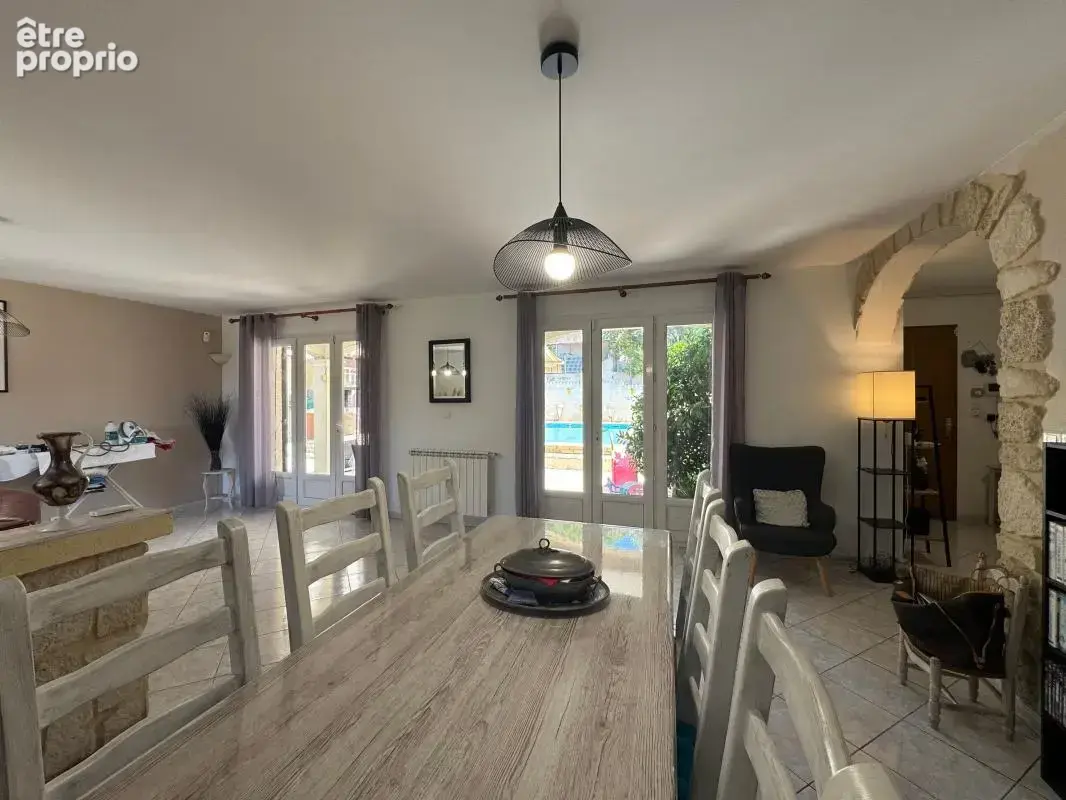 Maison avec piscine et grand terrain - Gigean - photo 8