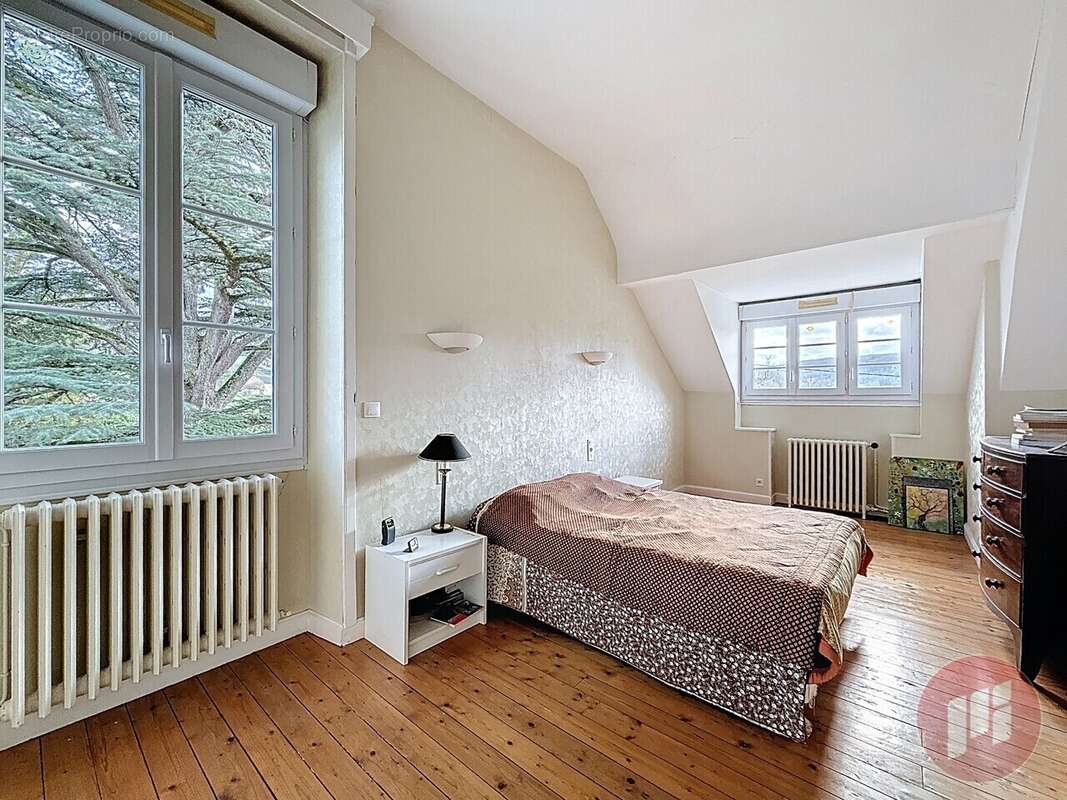 Maison à BRIVE-LA-GAILLARDE