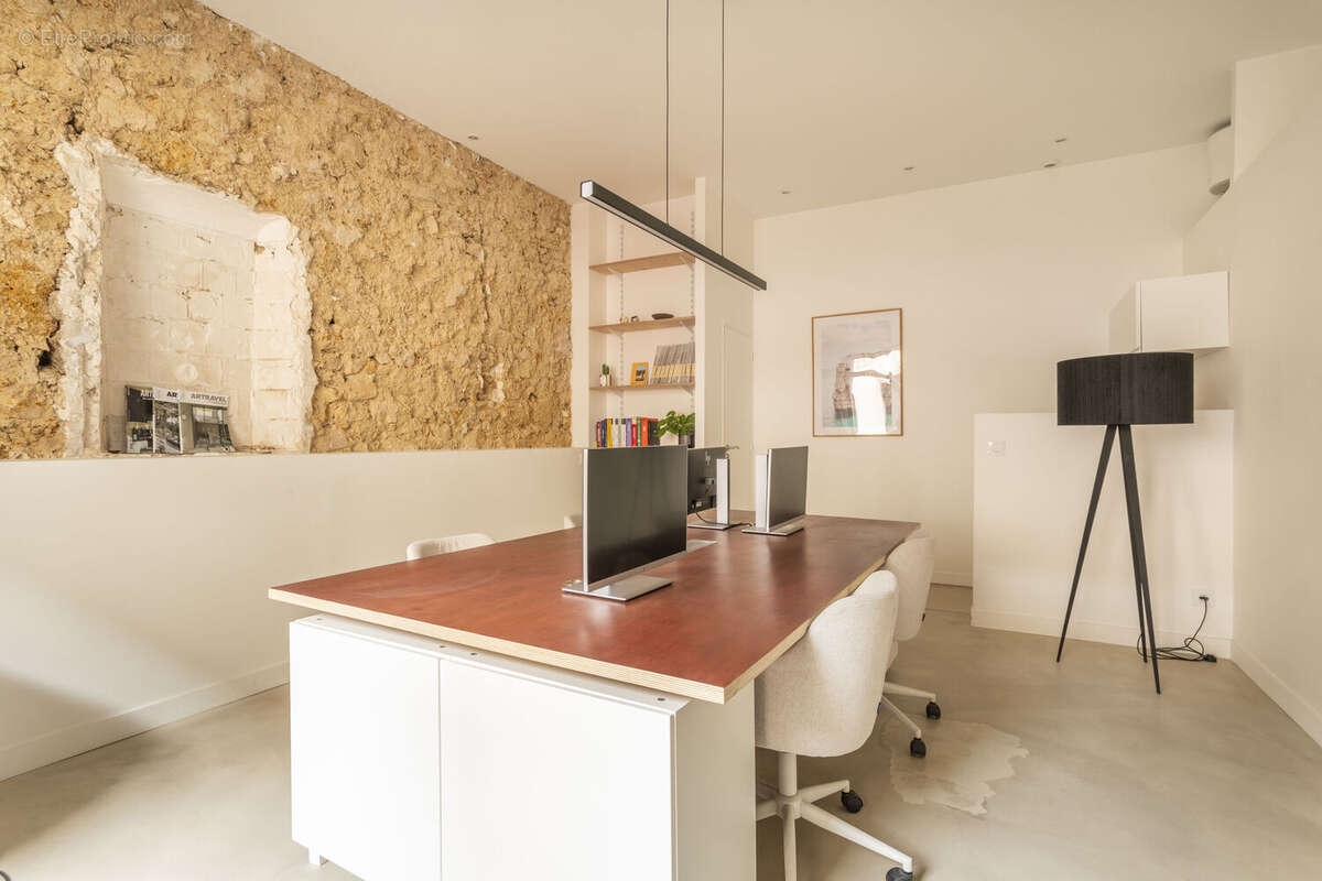 Photo 2 - Commerce à MARSEILLE-5E