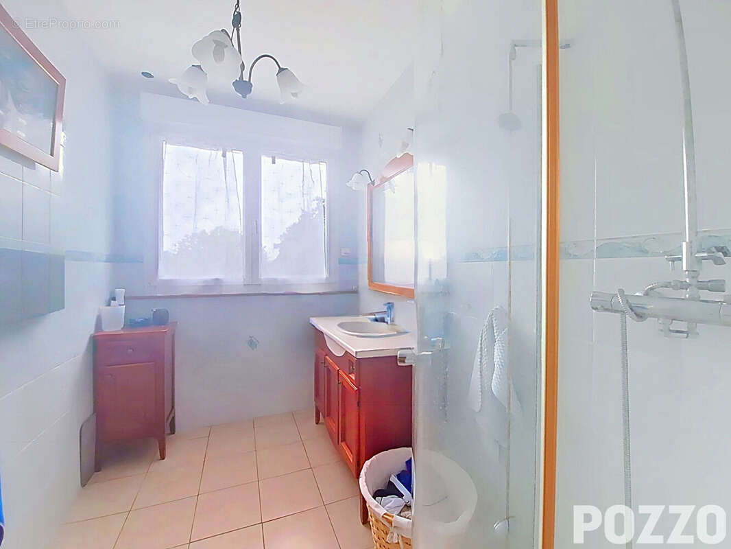 A  Vendre  Maison de 6 pp  Val D Arry   (14210) - photo 5