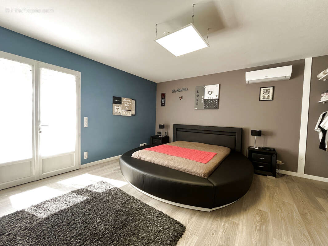 Maison à CORME-ECLUSE