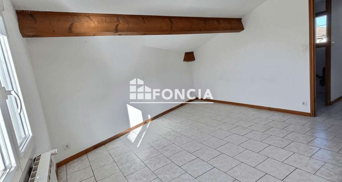 Maison à BOLLENE