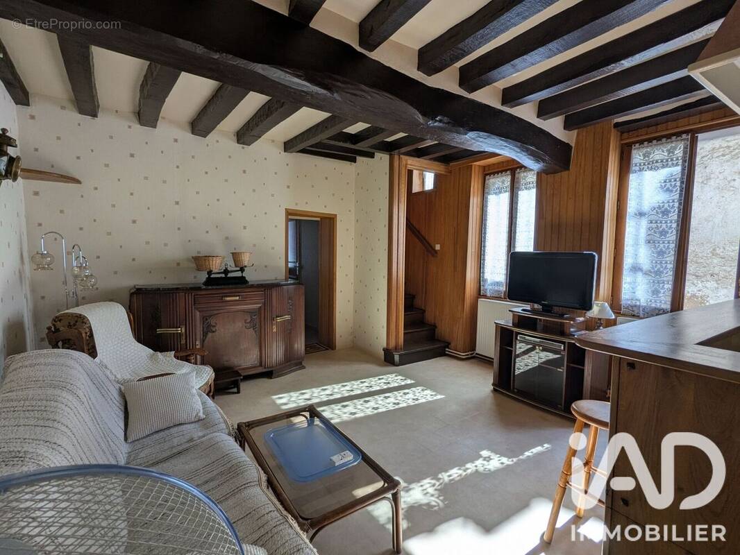 Photo 1 - Maison à BRIENON-SUR-ARMANCON