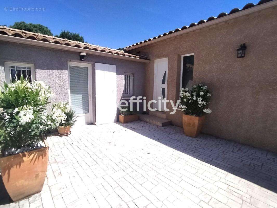 Maison à GALARGUES