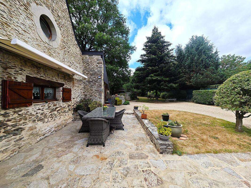 Maison en pierre avec double garage - photo 4