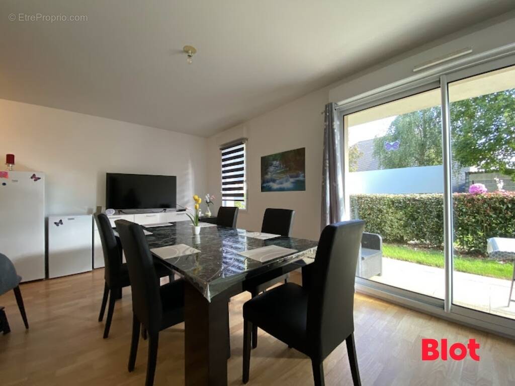 Appartement à JANZE