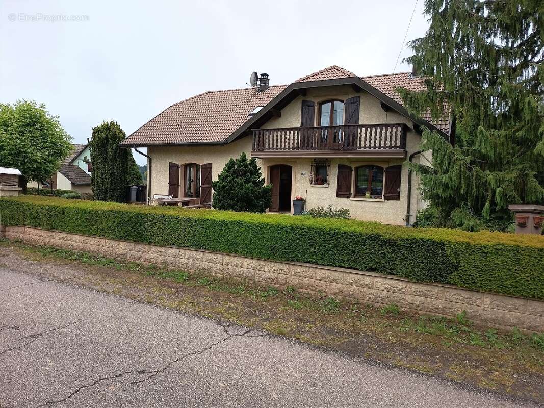 Maison à LA VOIVRE